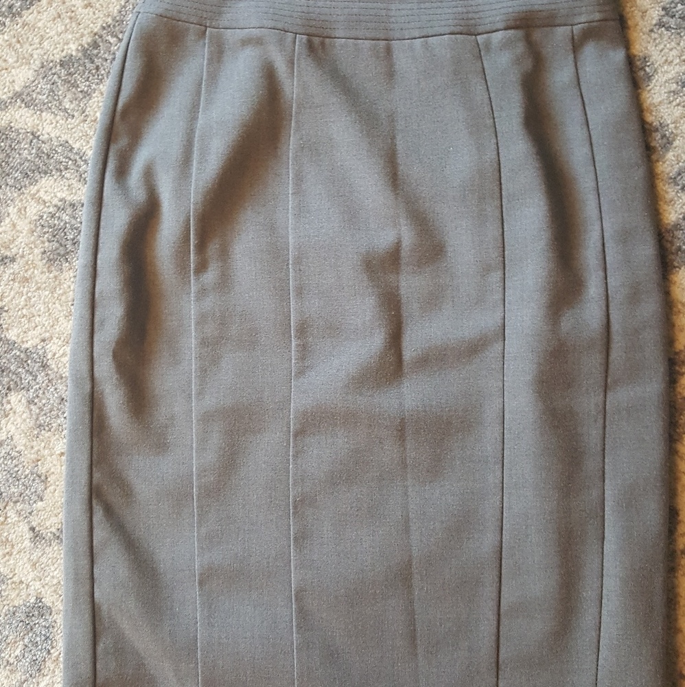 H&M gray pencil skirt